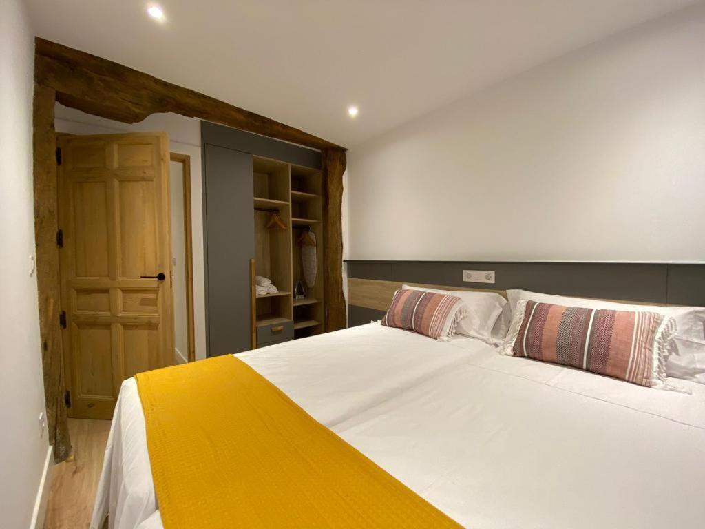Apartamento Deluxe Casco Viejo Bilbao Exterior photo